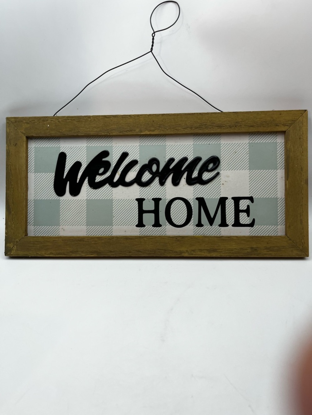 Welcome Home Plaque Wall Decor in Sage and White